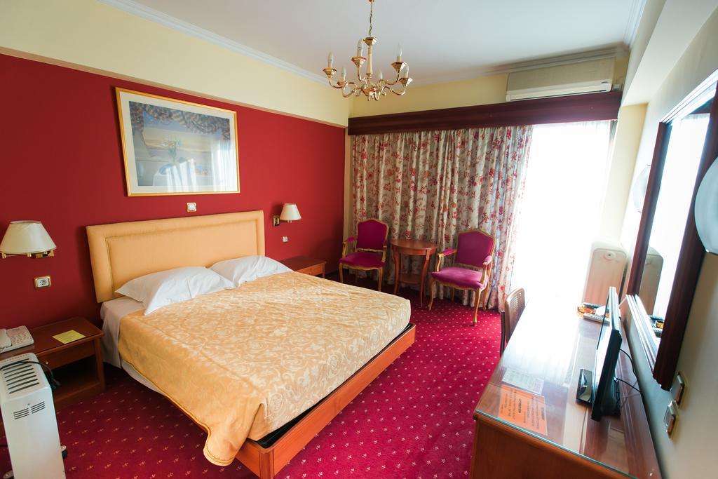 Grand Hotel Лариса Экстерьер фото